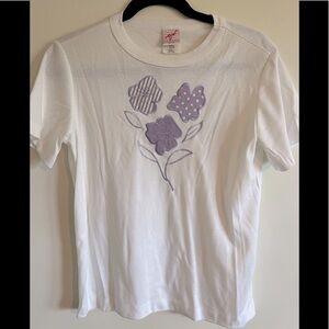 Vintage g.w. Division of Graff Short Sleeve Tee with Applique' Floral Front